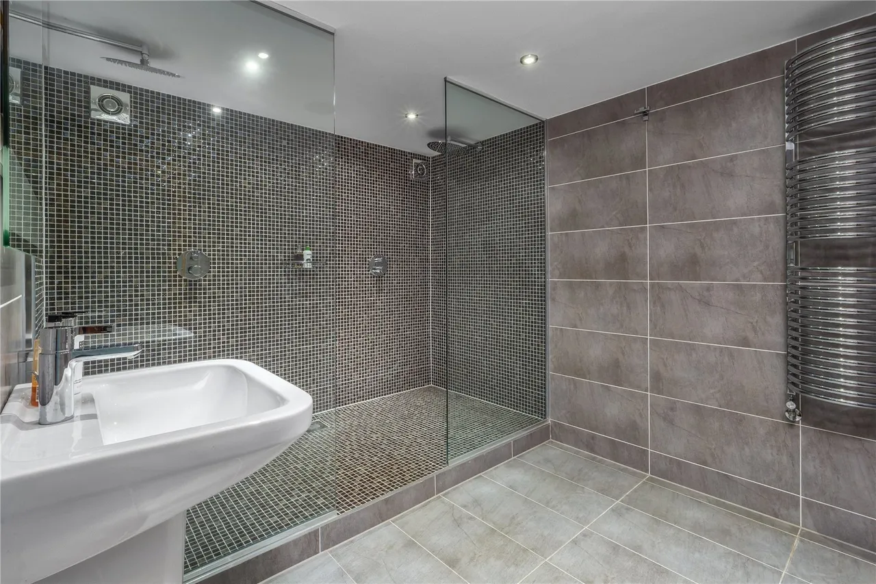Whitebarn Road, Alderley Edge, SK9, photo 12