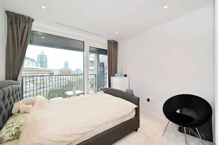 Lockgate Road, London, SW6, photo 3