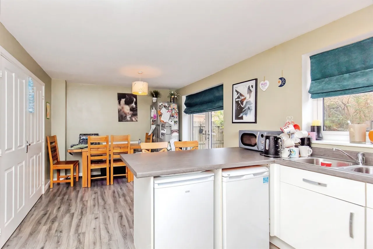 Fellows Close, Weldon, Corby, photo 9