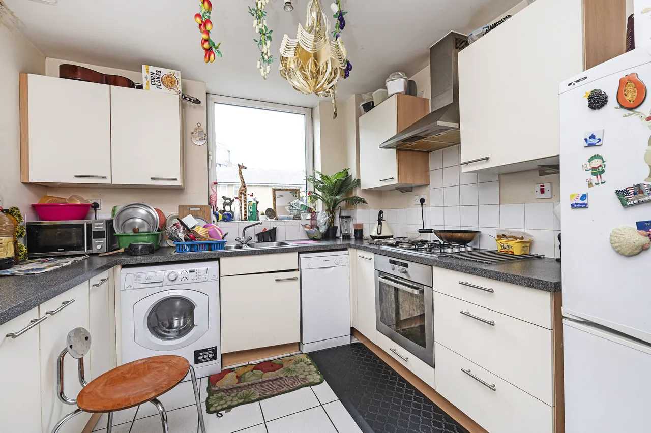 4 Hacon Square, Richmond Road, London, photo 2