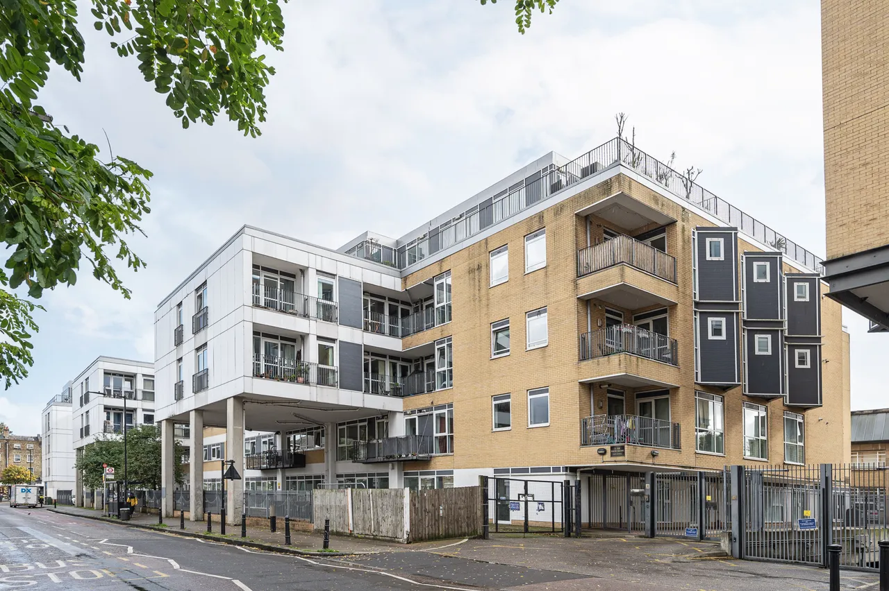 4 Hacon Square, Richmond Road, London, photo 6