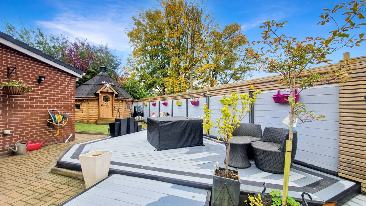 Greenfield Road, Atherton, M46, photo 4