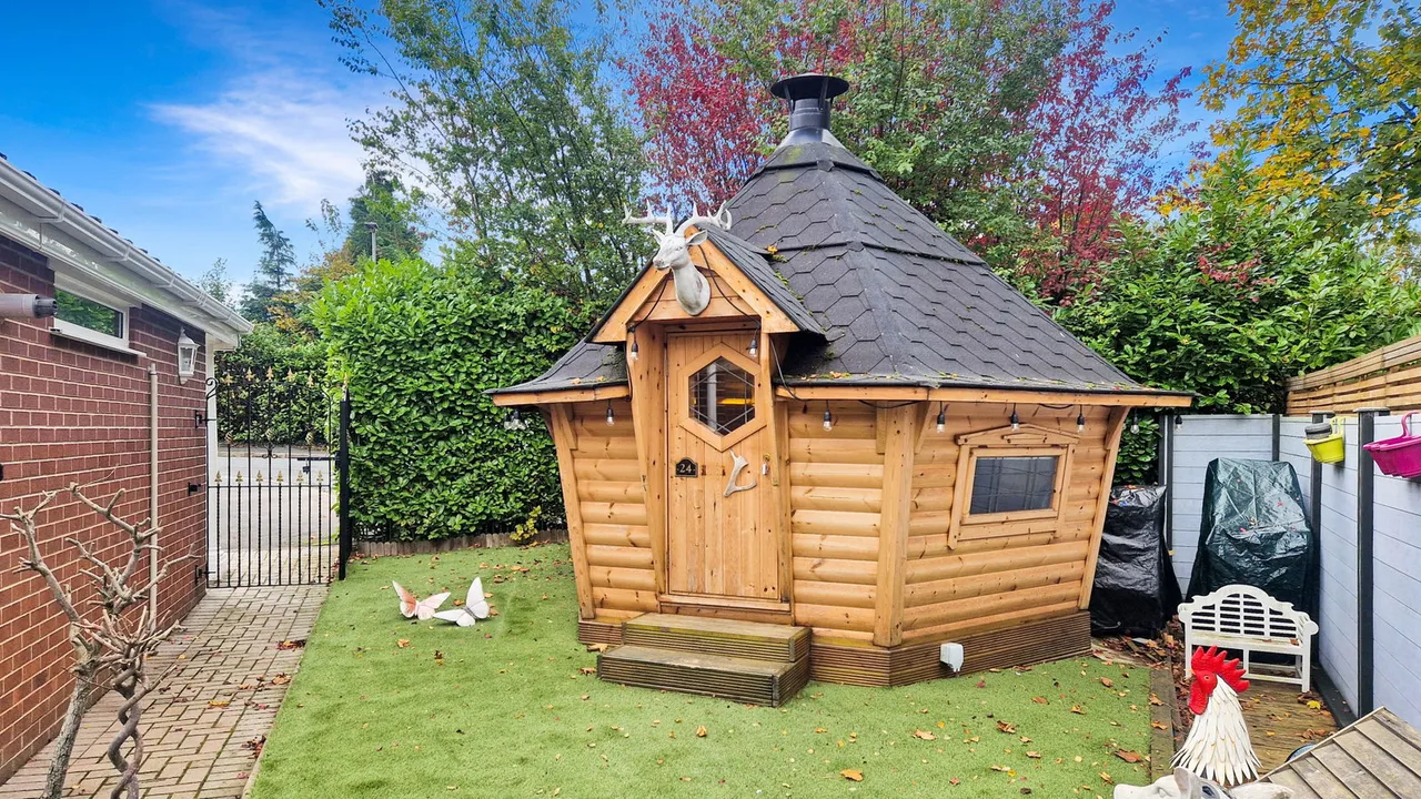 Greenfield Road, Atherton, M46, photo 5