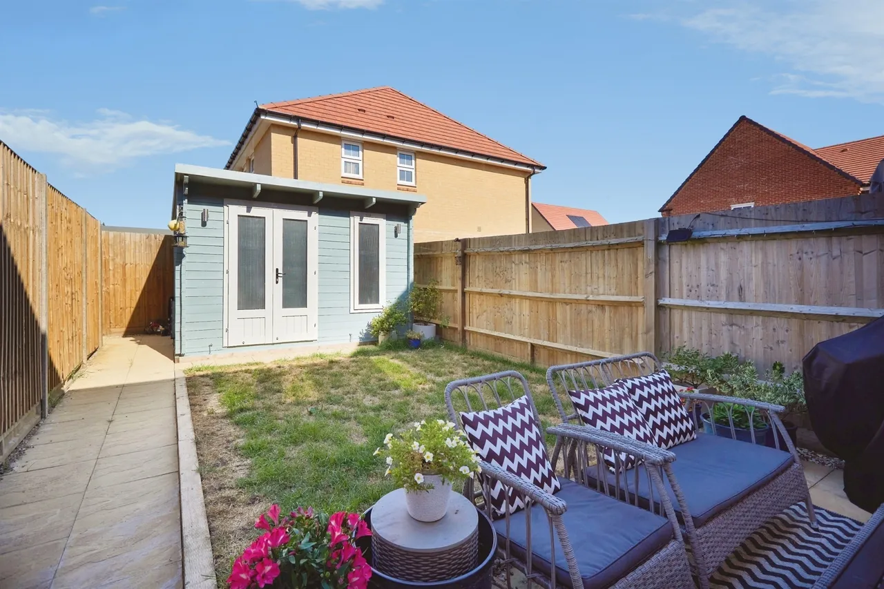 Wild Iris Avenue, Shaftesbury, SP7, photo 2