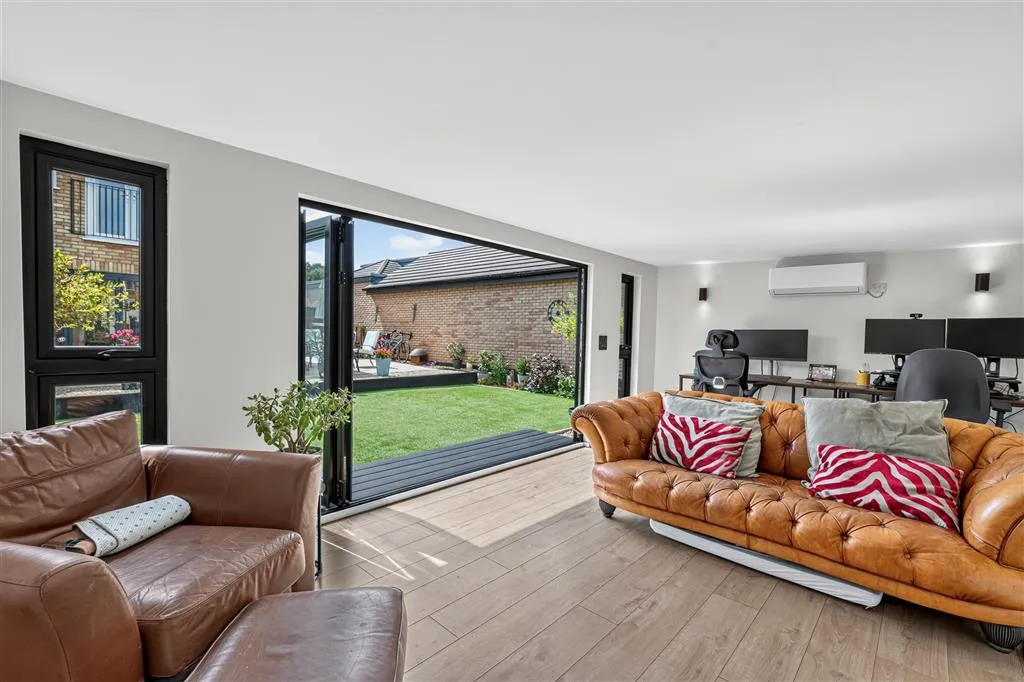 Thorpe Road, Peterborough, PE3, photo 5