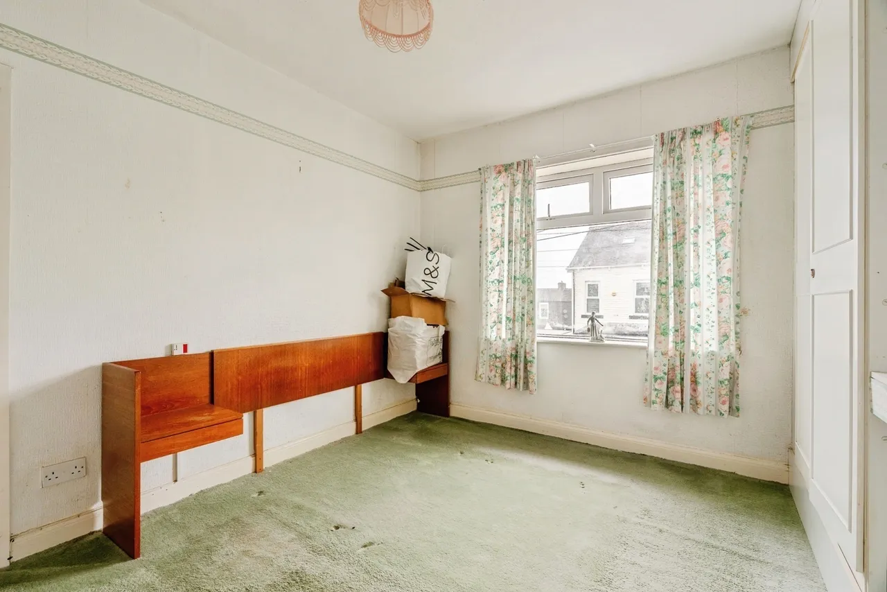 Gainsborough Avenue, Burnley, Lancashire, BB11, photo 10