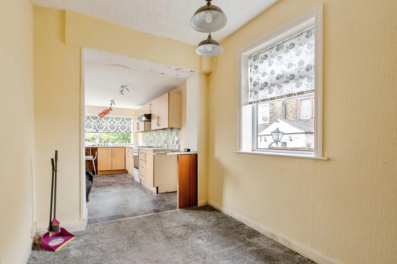 Gainsborough Avenue, Burnley, Lancashire, BB11, photo 12