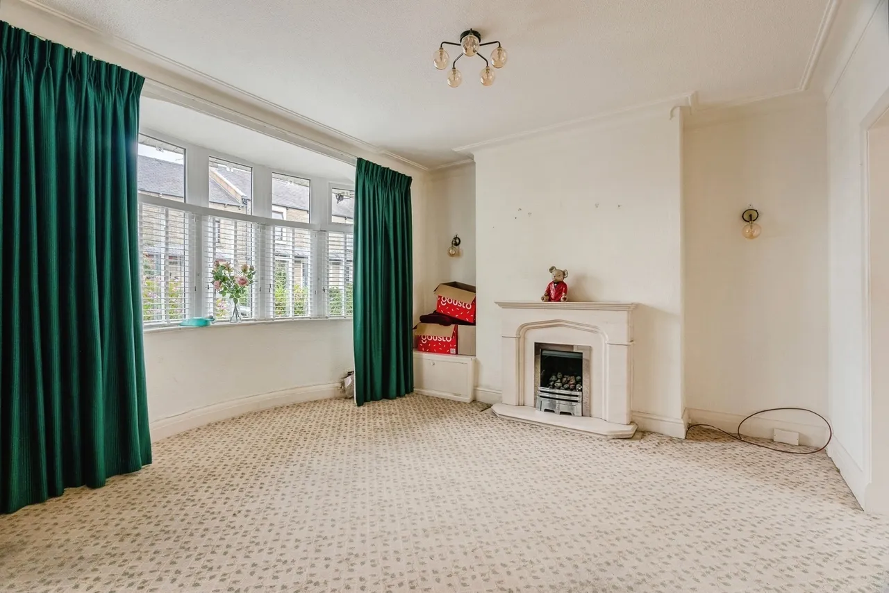 Gainsborough Avenue, Burnley, Lancashire, BB11, photo 3