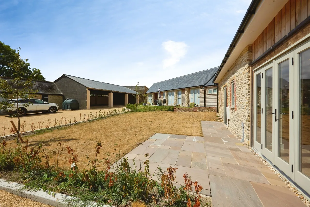 Longburton Barns, Longburton, DT9, photo 9