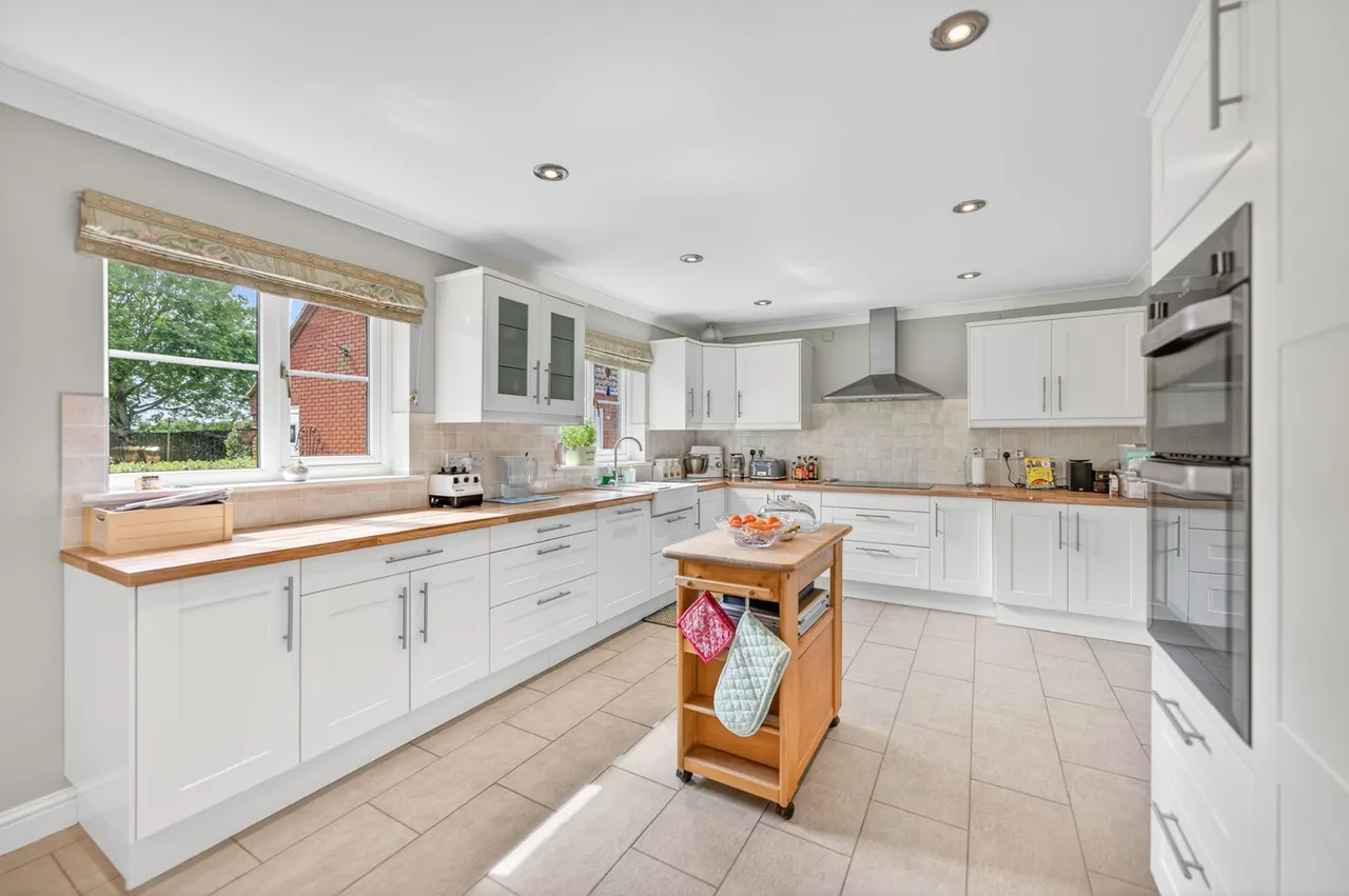Front Road, Murrow, PE13, photo 6