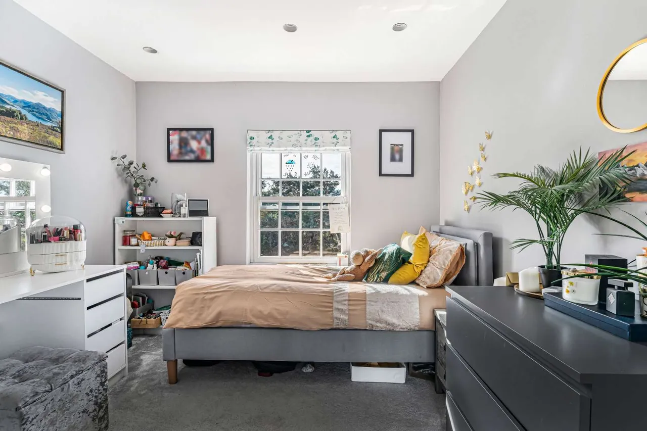 Regency Close, London, W5, photo 16