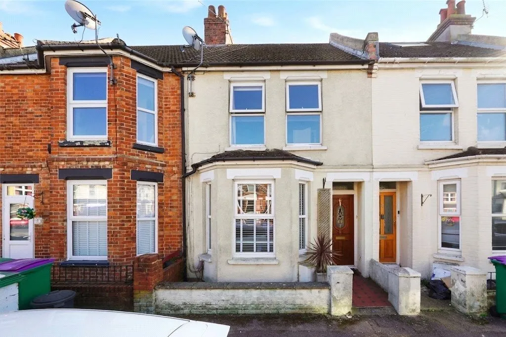 3 bed house for sale — Richmond Street, Folkestone, Kent, CT19
