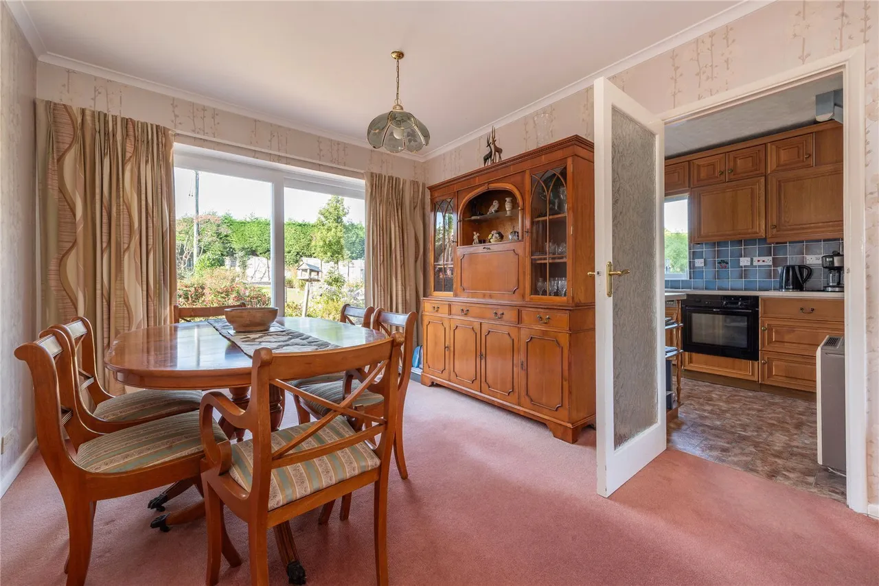 Mortimer Road, Capel, RH5, photo 5