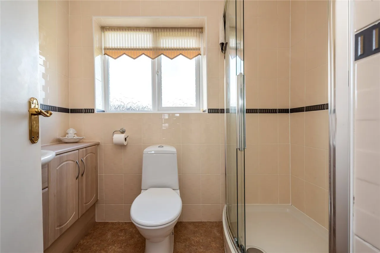 Mortimer Road, Capel, RH5, photo 12