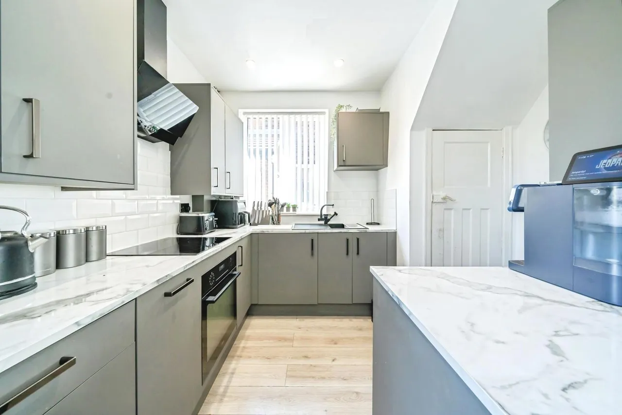 Lyons Road, Penketh, Warrington, Cheshire, WA5, photo 7