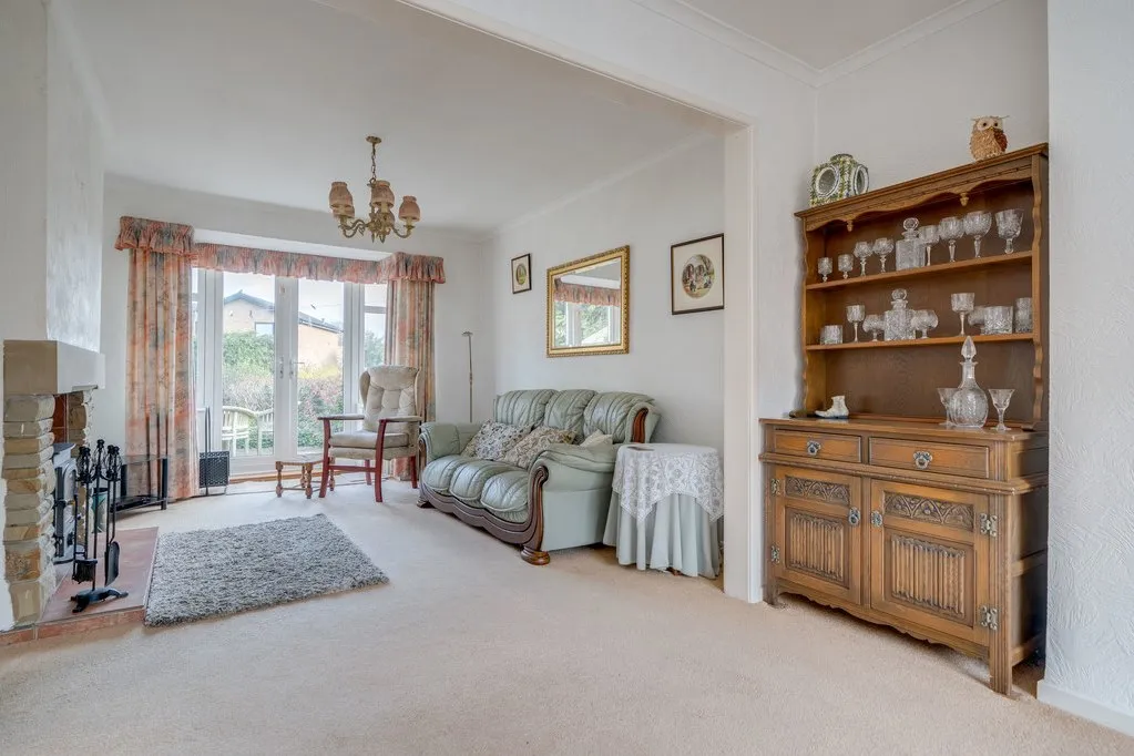 Intake Lane, Birstall WF17 0BS, photo 9