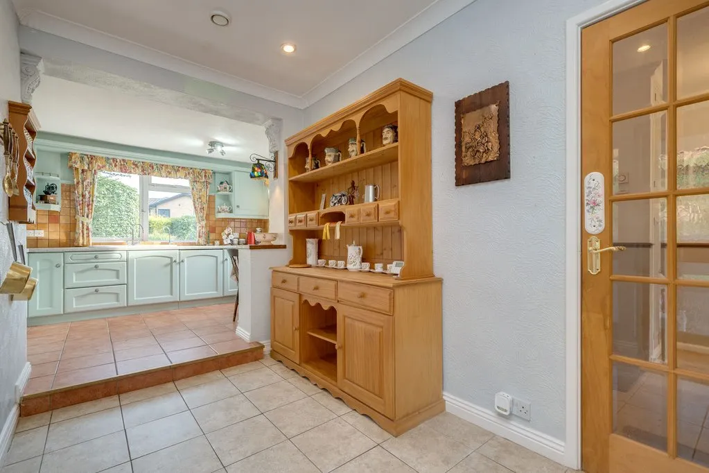 Intake Lane, Birstall WF17 0BS, photo 20