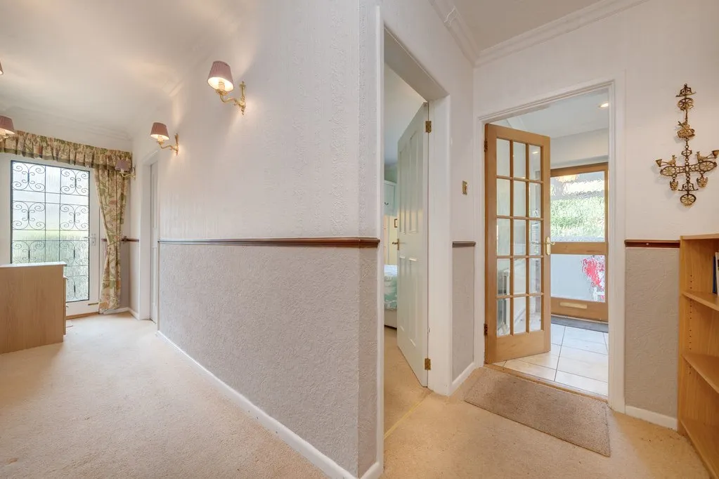 Intake Lane, Birstall WF17 0BS, photo 18