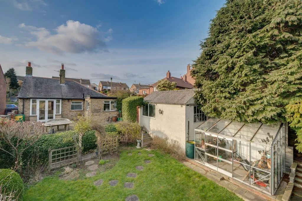 Intake Lane, Birstall WF17 0BS, photo 24