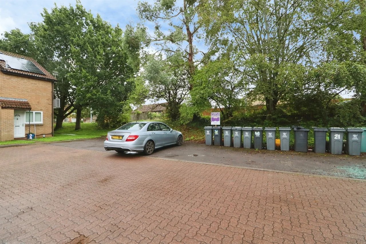 Fairhaven Close, Cardiff, CF3, photo 8