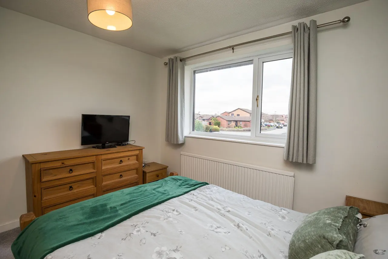 Well House Drive, Penymynydd, CH4, photo 12