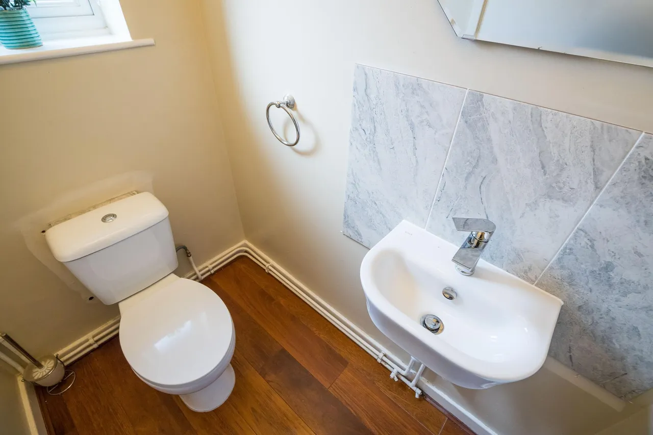 Well House Drive, Penymynydd, CH4, photo 10