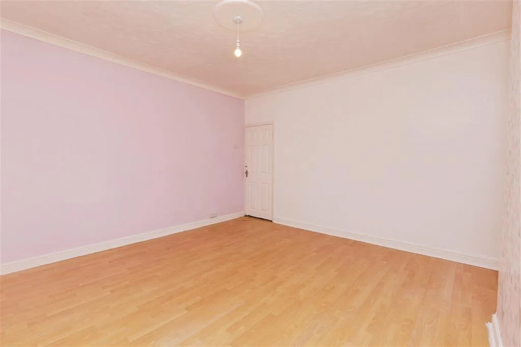Pontefract Terrace, Hemsworth, PONTEFRACT, photo 11