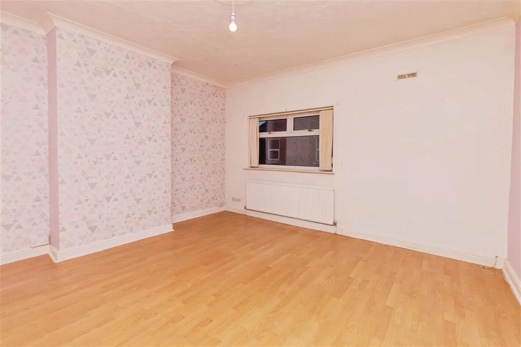 Pontefract Terrace, Hemsworth, PONTEFRACT, photo 9
