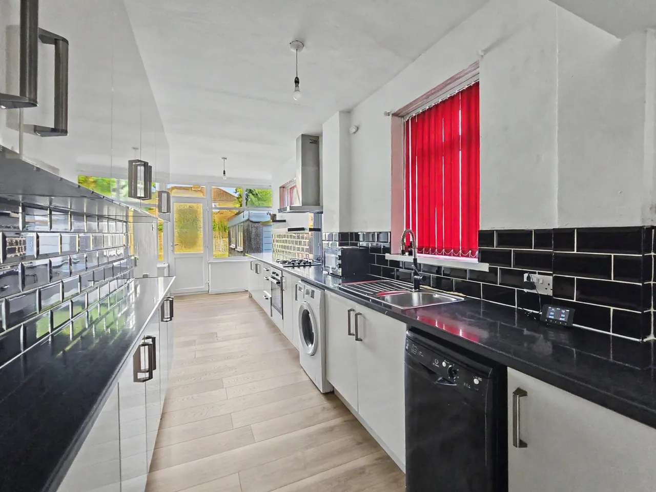 Balmoral Avenue, Whitefield, M45, photo 4
