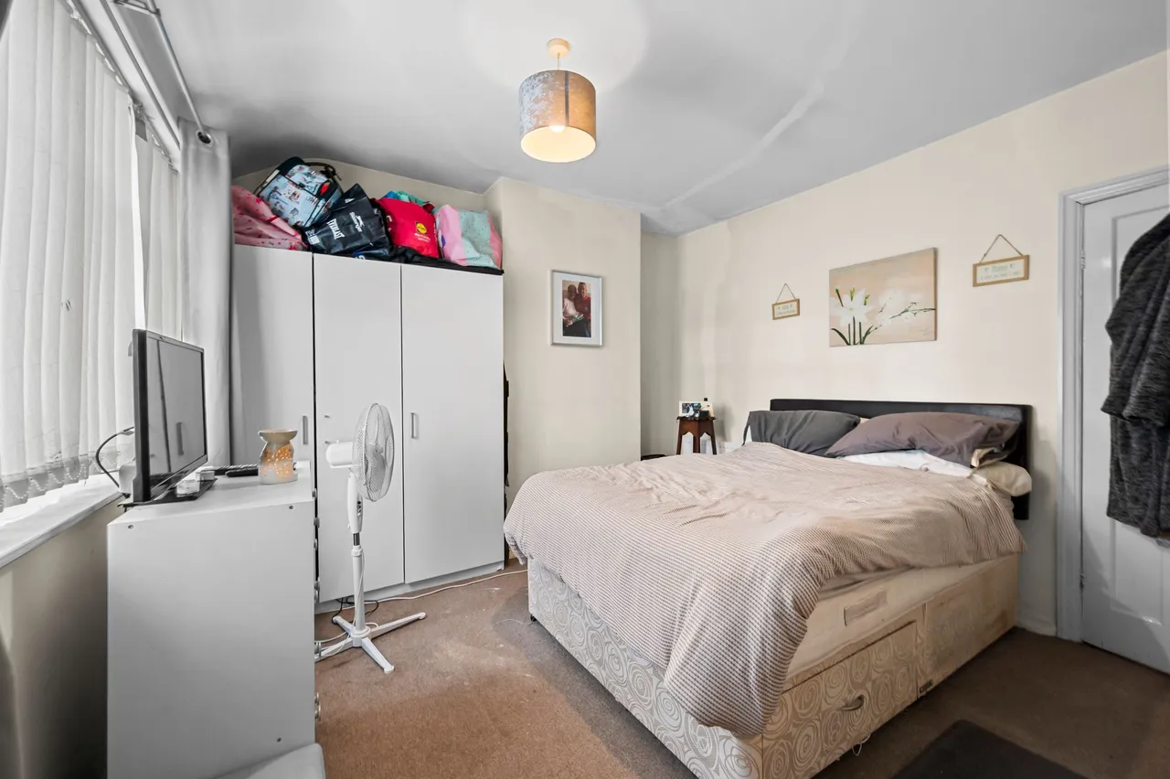 Elephant Lane, St. Helens, WA9, photo 13