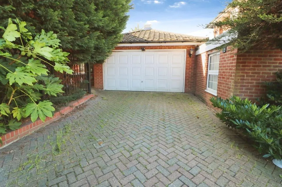 Tomswood Road, Chigwell, Essex, IG7, photo 9
