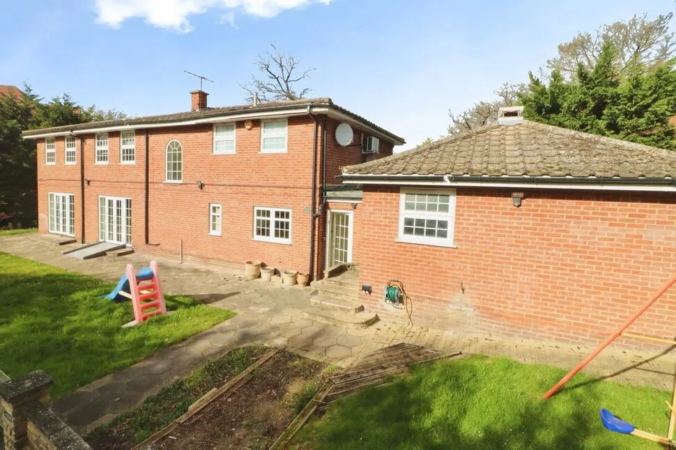 Tomswood Road, Chigwell, Essex, IG7, photo 8