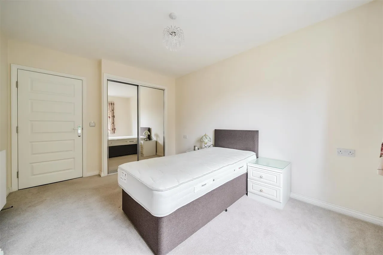 Fitzalan Road, Littlehampton, BN17, photo 6