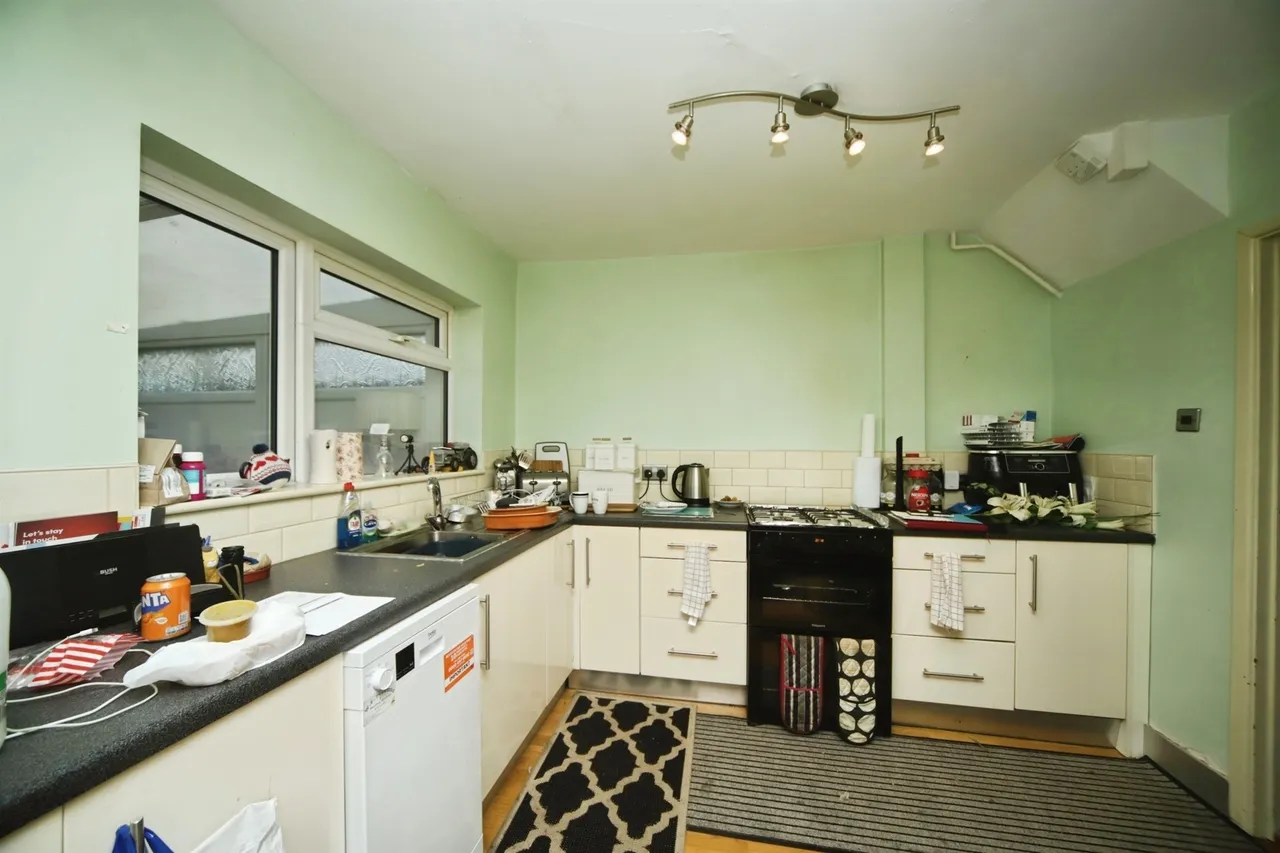 Eastwick Road, Taunton, photo 8