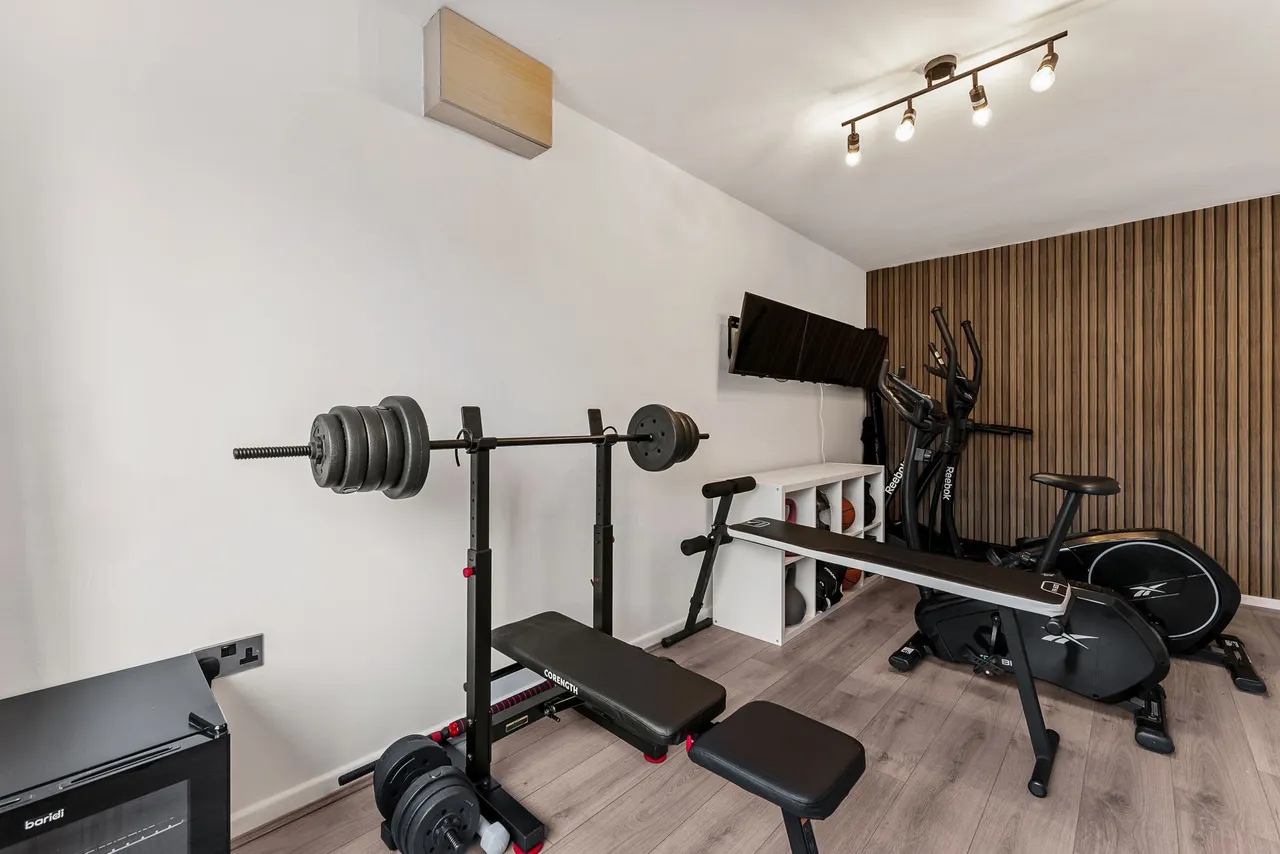 Wallsend Court, Widnes, WA8, photo 9