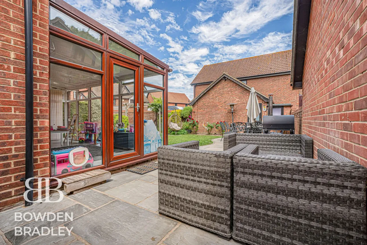 Wickets Way, Hainault, IG6, photo 48