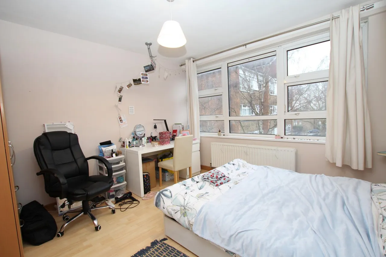 Room In Flat, TW11, photo 6