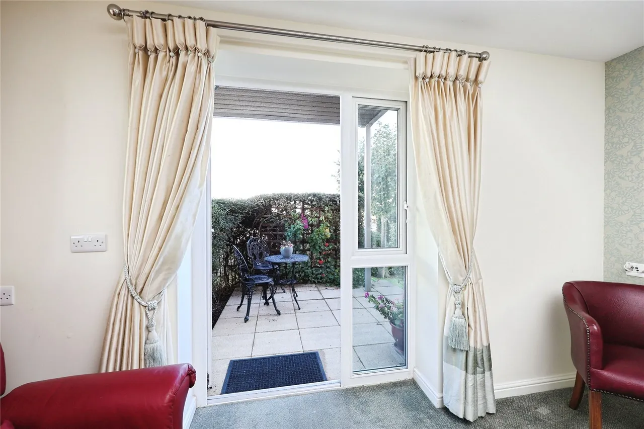 Foxes Road, Newport, PO30, photo 5