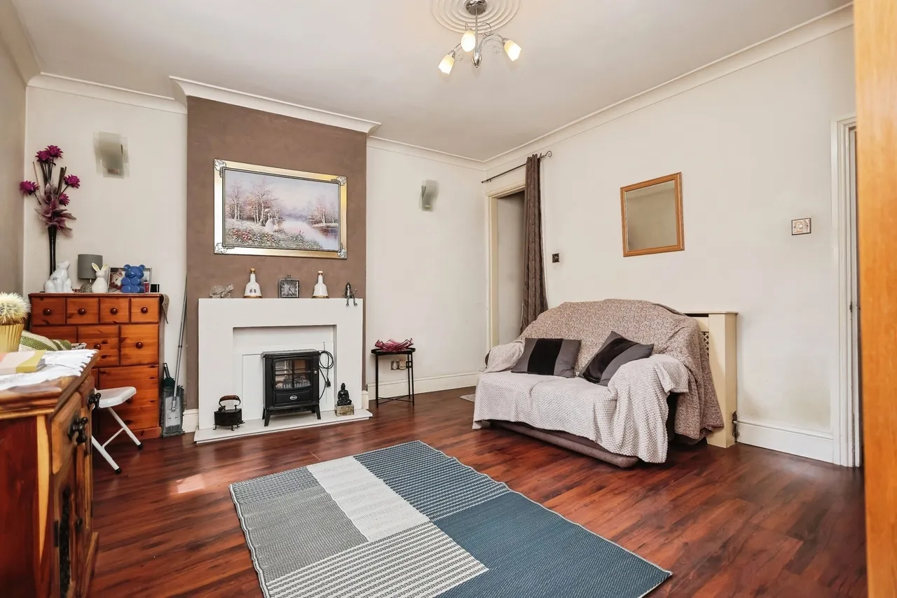 Junction Street South, Oldbury, B69, photo 5