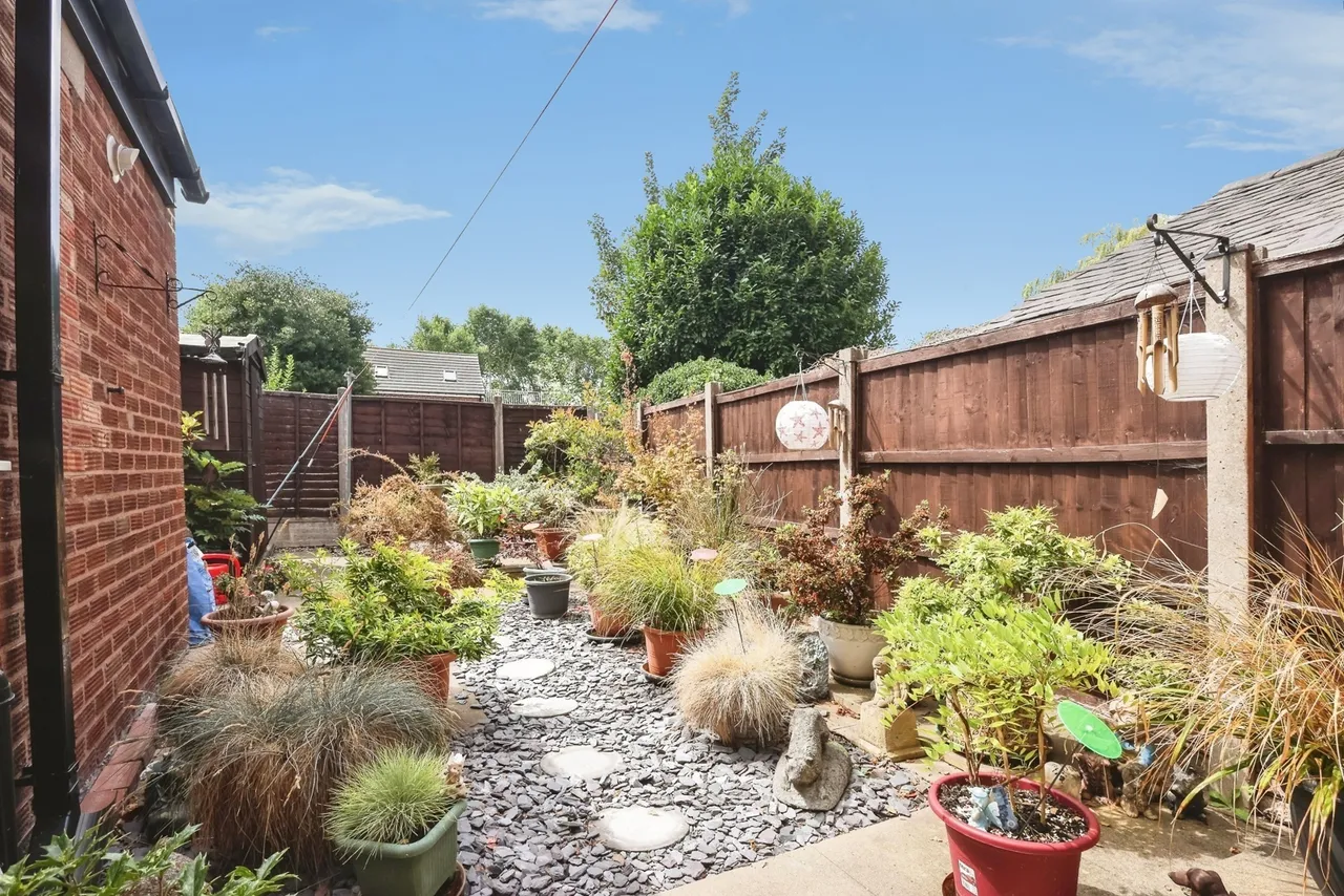 Junction Street South, Oldbury, B69, photo 13