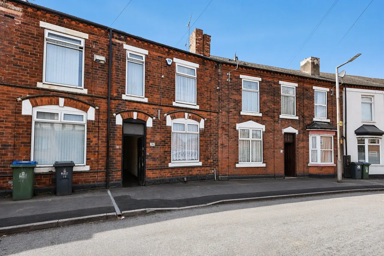 3 bed house for sale, Junction Street South, Oldbury, B69