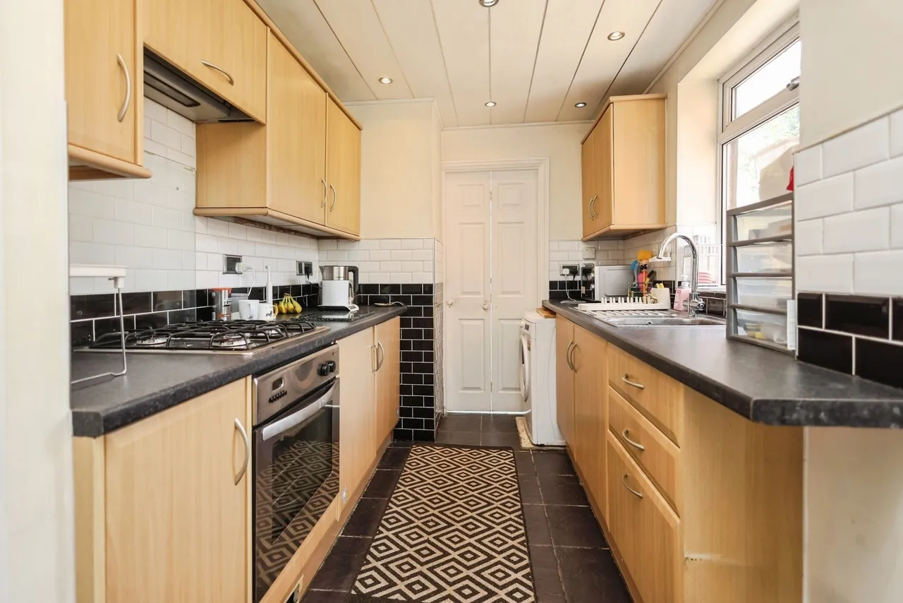 Junction Street South, Oldbury, B69, photo 3