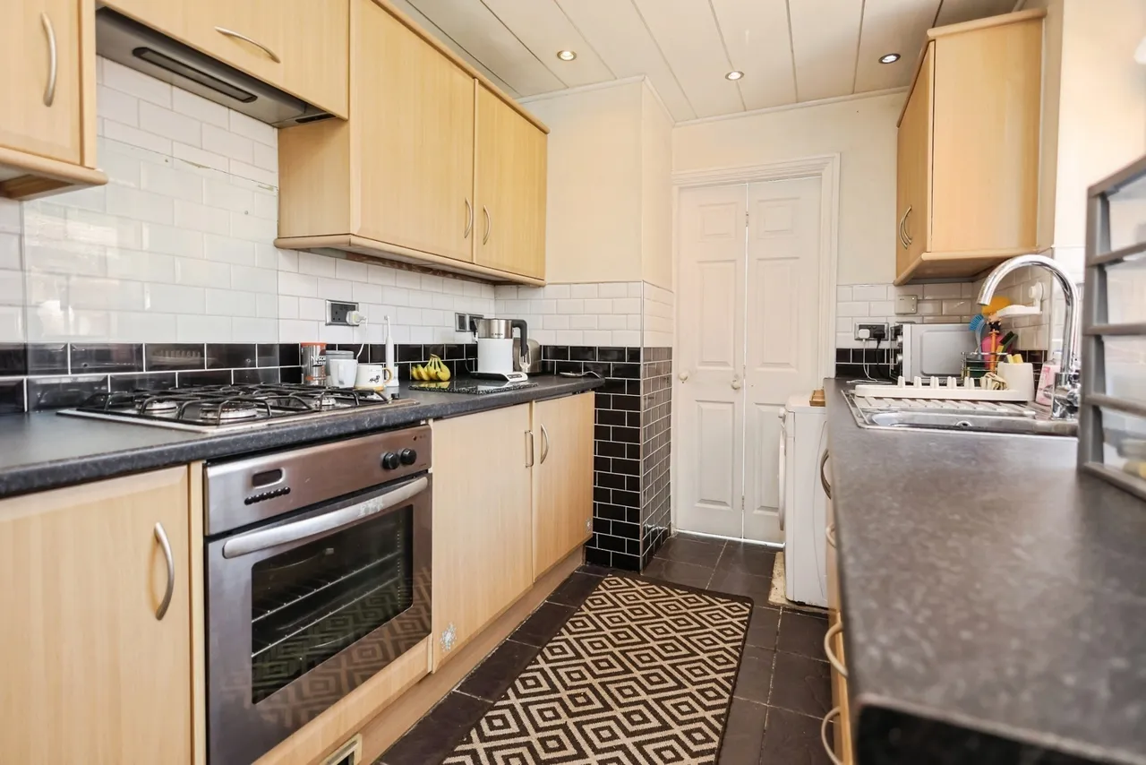 Junction Street South, Oldbury, B69, photo 6