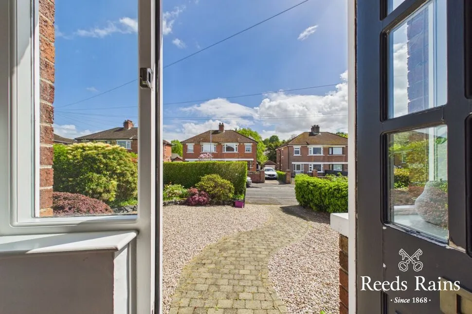 Gilnahirk Crescent, Belfast, County Antrim, BT5, photo 3