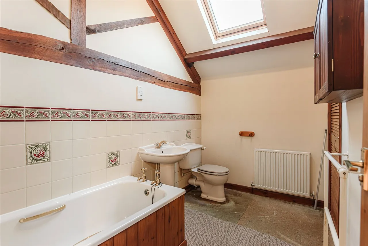 Llawr-y-Glyn, Caersws, Powys, SY17 5RJ, photo 18