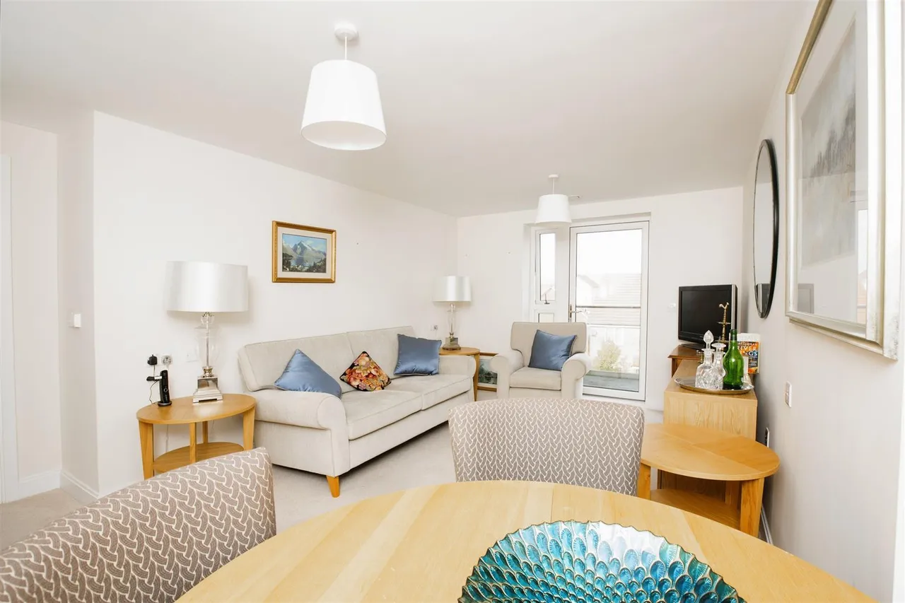 2 bed flat for sale, Greenwood Way, Harwell, OX11