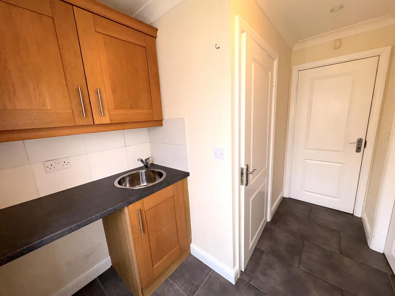 Headland Way, Navenby, LN5, photo 8