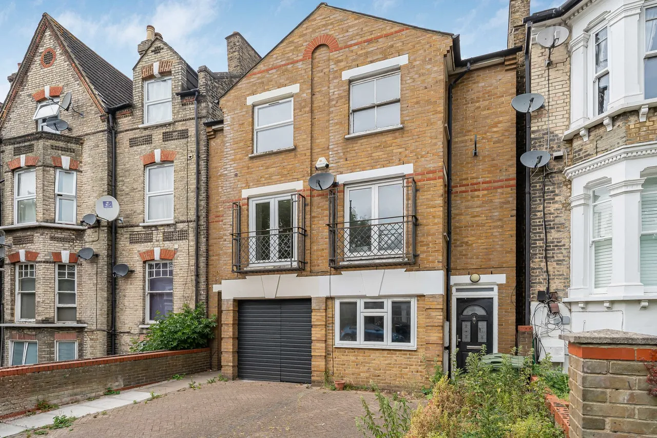 Lewin Road, London, SW16, photo 22