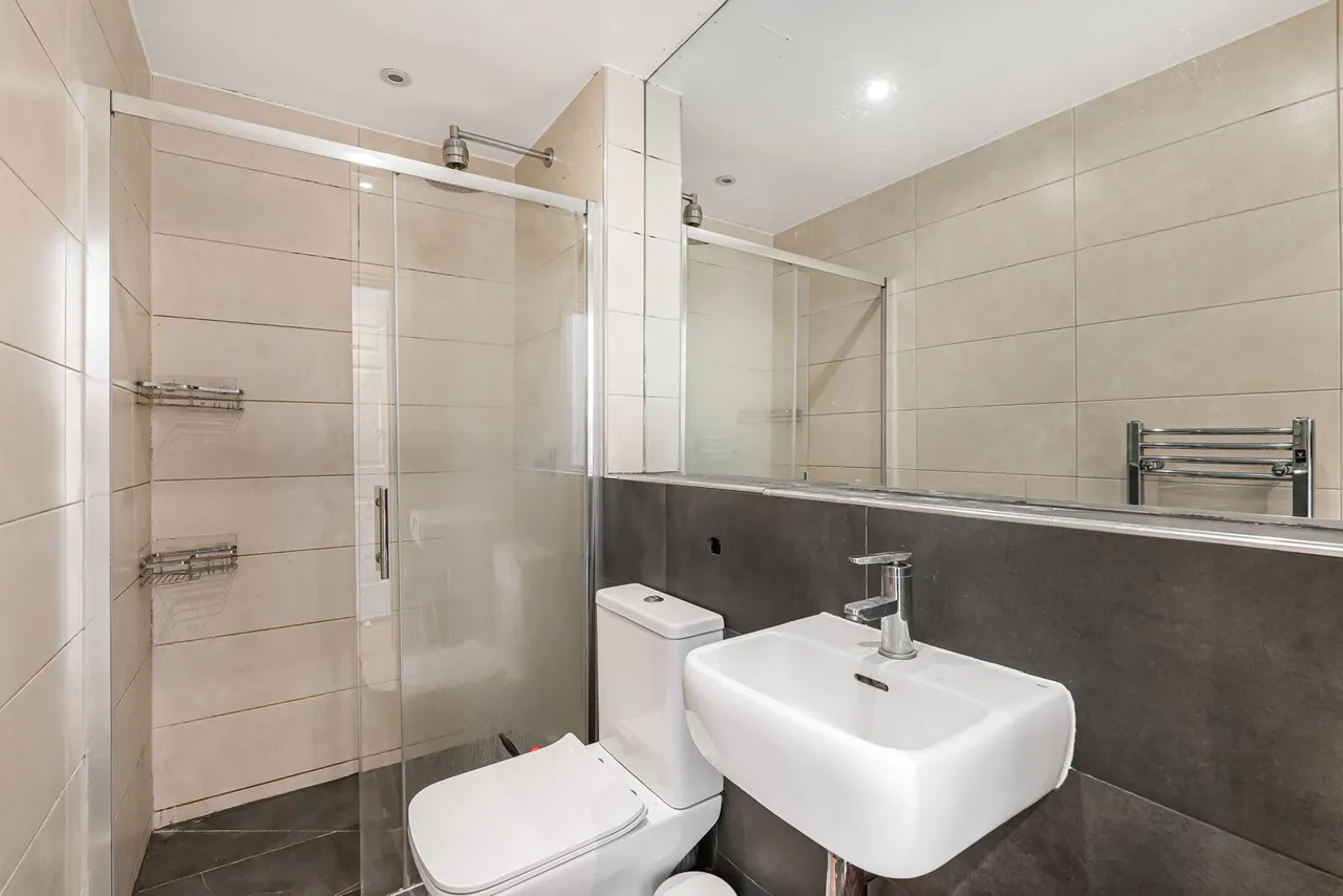 Lewin Road, London, SW16, photo 17