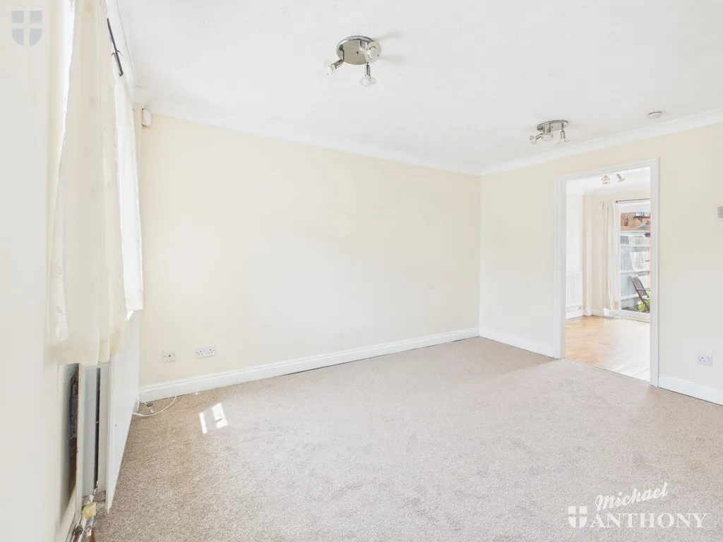 Parrot Close, AYLESBURY, HP21 8UU, photo 9